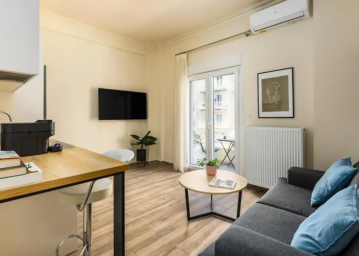 Tropical & Faces By Nest 公寓