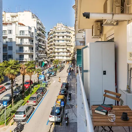 Appartement Tropical & Faces By Nest Thessaloniki