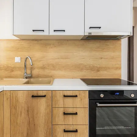 Tropical & Faces By Nest