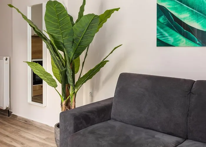 Tropical & Faces By Nest Apartamento Tesalónica